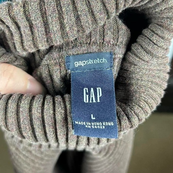 Vintage Gap Brown Ribbed Turtleneck - Picture 4 of 4